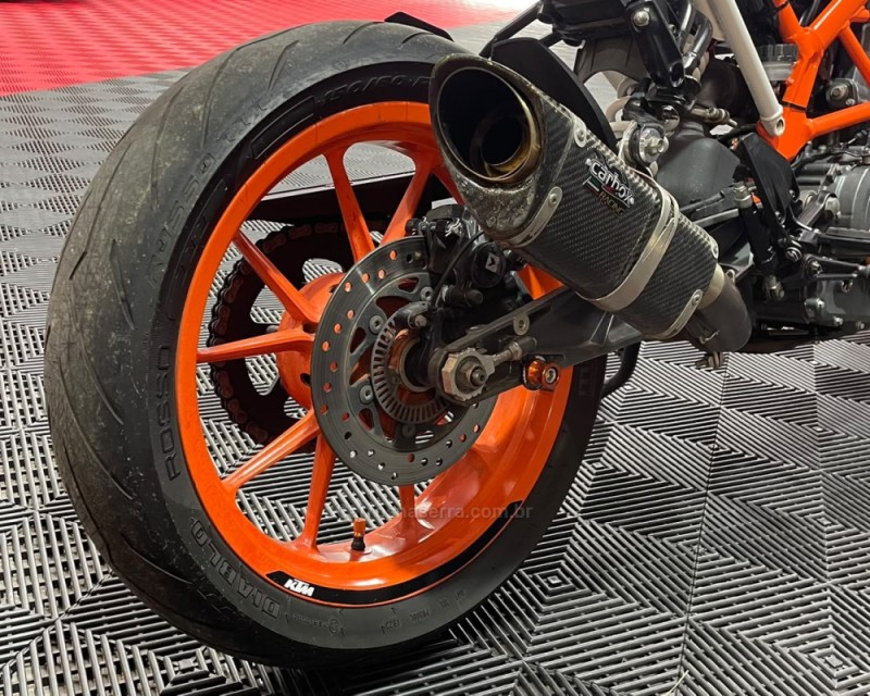 DUKE 390 ABS - 2020 - VACARIA