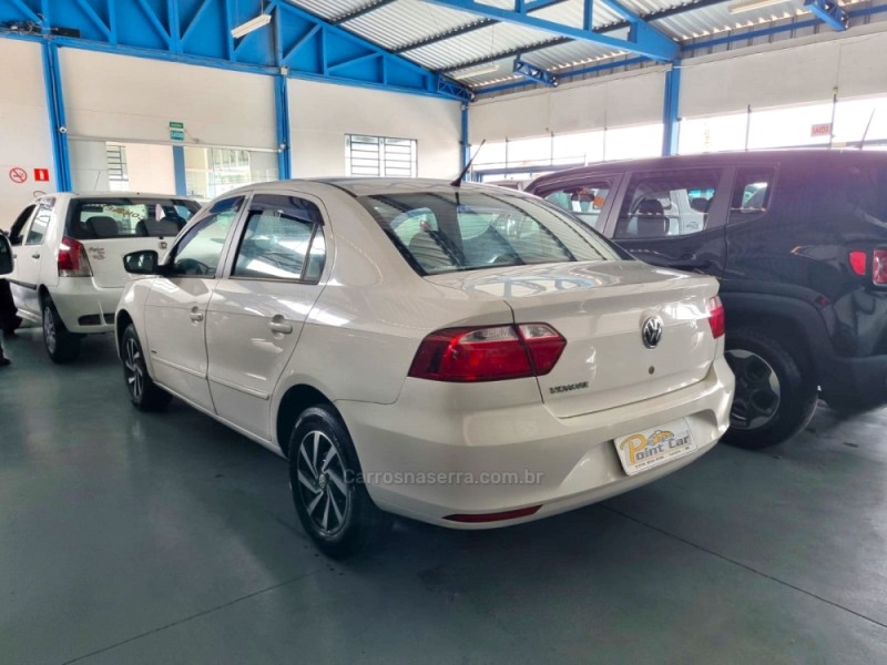 VOYAGE 1.0 MI 8V FLEX 4P MANUAL - 2014 - VACARIA