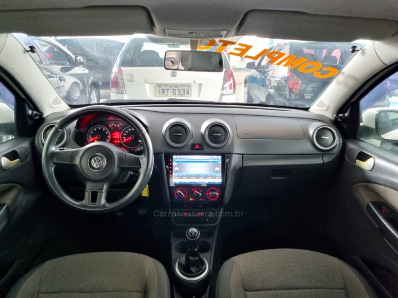 VOYAGE 1.0 MI 8V FLEX 4P MANUAL - 2014 - VACARIA