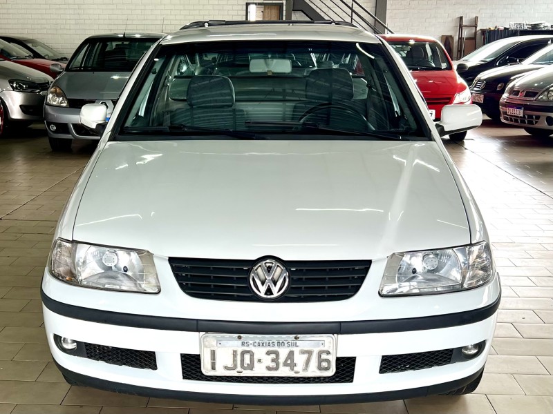 SAVEIRO 1.8 MI PLUS CS 8V GASOLINA 2P MANUAL G.III - 2001 - CAXIAS DO SUL