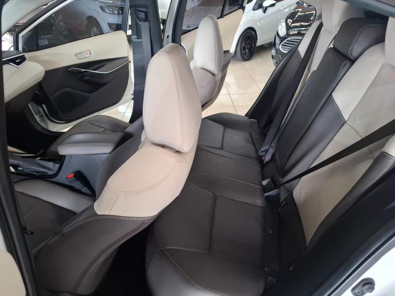 COROLLA 2.0 ALTIS PREMIUM 16V FLEX 4P AUTOMÁTICO - 2023 - FARROUPILHA