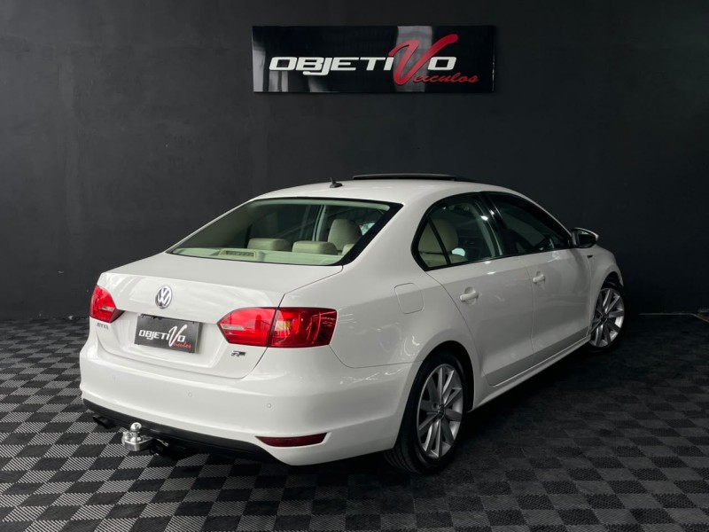 JETTA 2.0 COMFORTLINE FLEX 4P MANUAL - 2011 - CAXIAS DO SUL