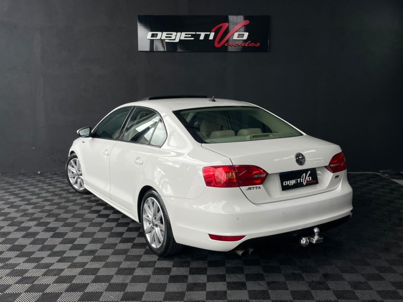 JETTA 2.0 COMFORTLINE FLEX 4P MANUAL - 2011 - CAXIAS DO SUL