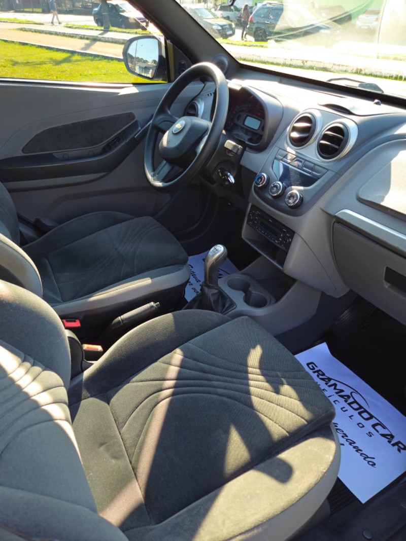 AGILE 1.4 MPFI LTZ 8V FLEX 4P MANUAL - 2011 - CANELA