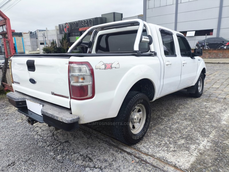 RANGER 3.0 XL 4X4 CD TURBO ELECTRONIC DIESEL 4P MANUAL - 2011 - FARROUPILHA