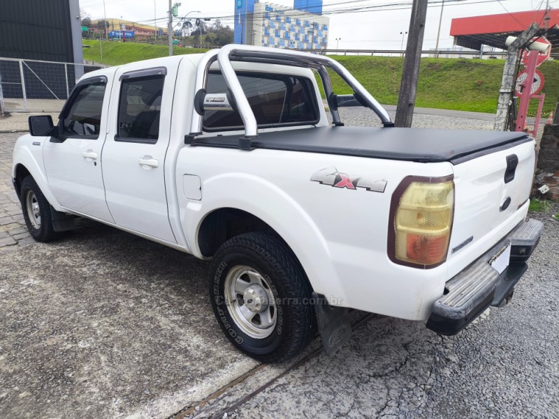 RANGER 3.0 XL 4X4 CD TURBO ELECTRONIC DIESEL 4P MANUAL - 2011 - FARROUPILHA