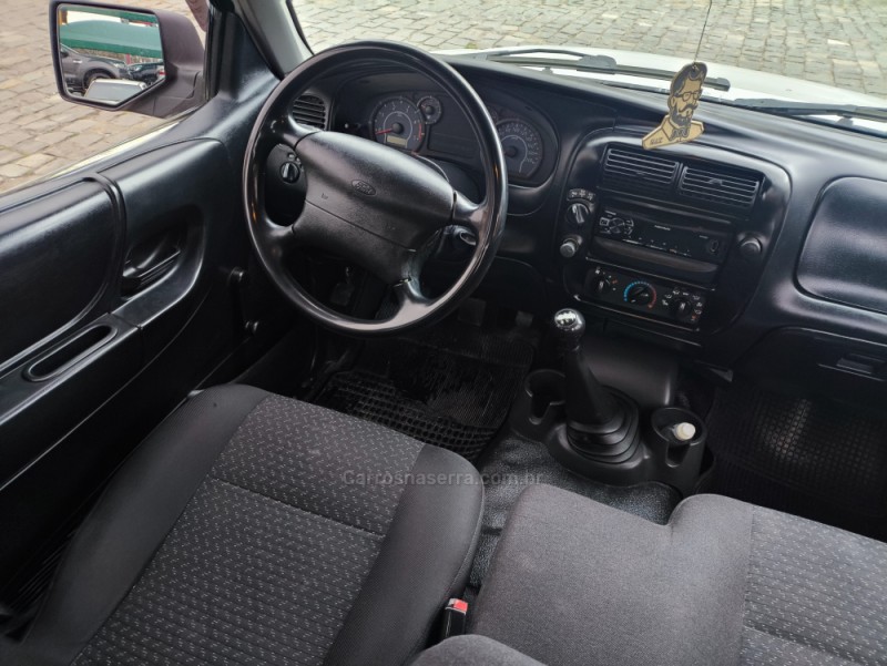 RANGER 3.0 XL 4X4 CD TURBO ELECTRONIC DIESEL 4P MANUAL - 2011 - FARROUPILHA