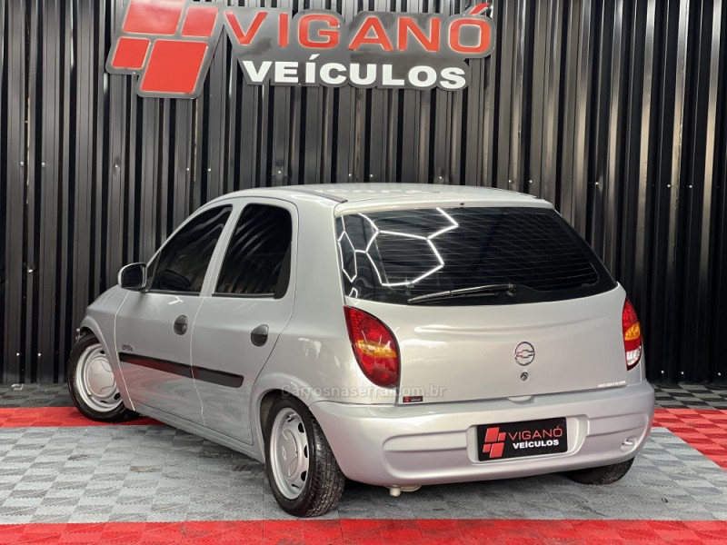 CELTA 1.0 MPFI SPIRIT 8V FLEX 4P MANUAL - 2005 - CAXIAS DO SUL