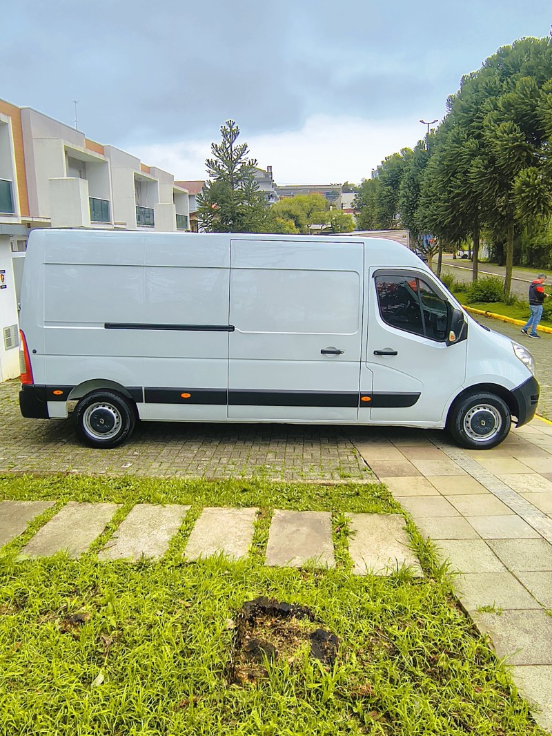 MASTER 2.8 DTI FURGÃO L3H2 8V DIESEL 3P MANUAL - 2016 - FARROUPILHA