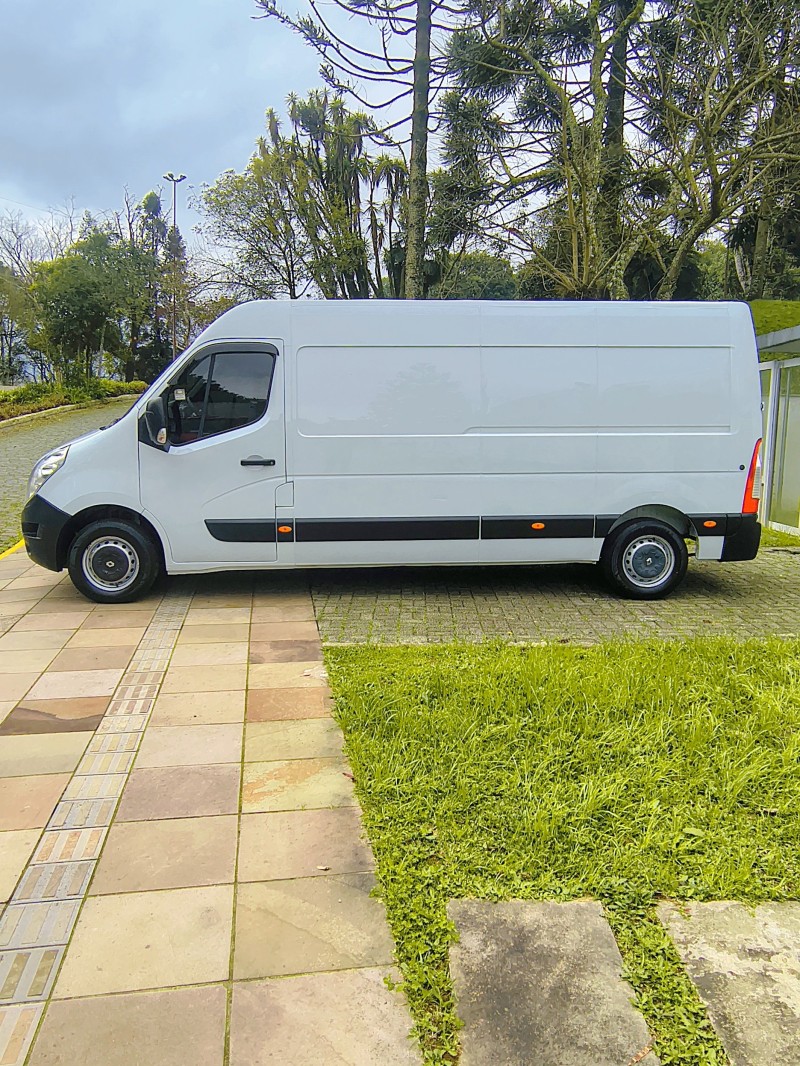 MASTER 2.8 DTI FURGÃO L3H2 8V DIESEL 3P MANUAL - 2016 - FARROUPILHA