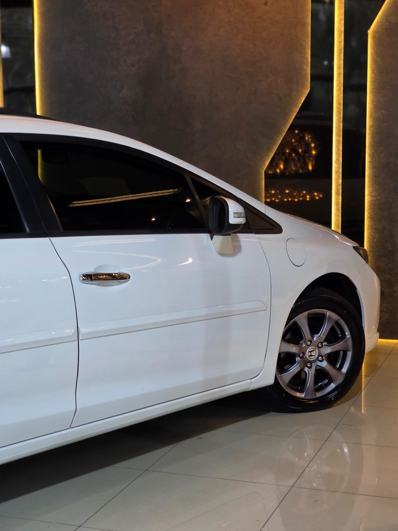 CIVIC 1.8 EXS 16V GASOLINA 4P AUTOMÁTICO - 2012 - CAXIAS DO SUL