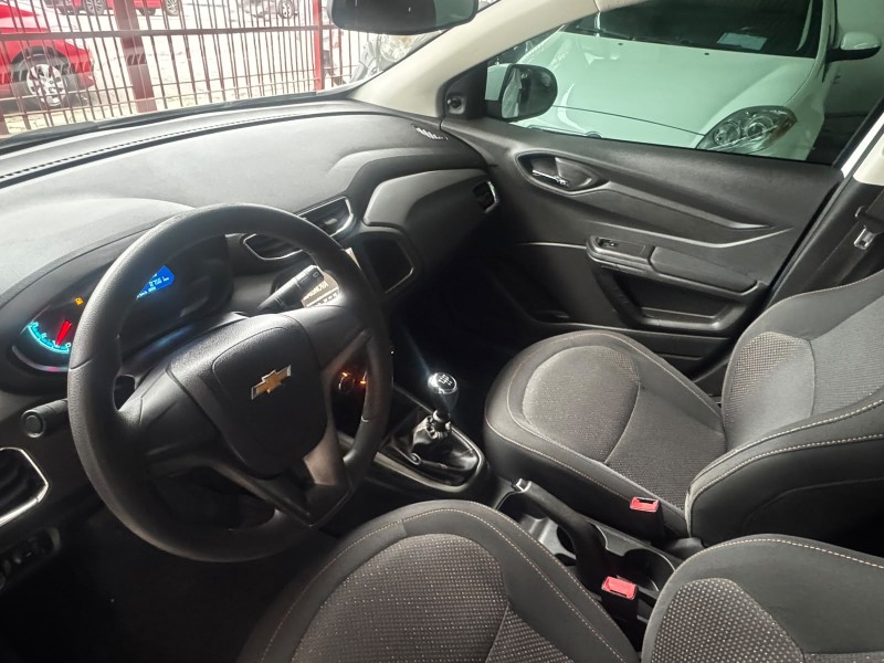 ONIX 1.4 MPFI LT 8V FLEX 4P MANUAL - 2015 - CAXIAS DO SUL
