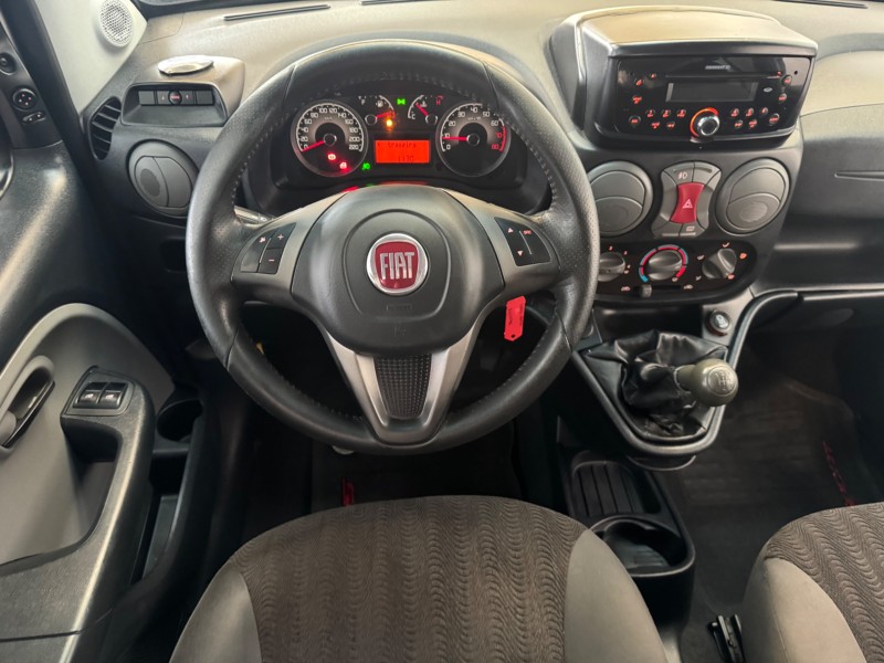 DOBLÓ 1.8 MPI ESSENCE 16V FLEX 7P MANUAL - 2014 - CAXIAS DO SUL