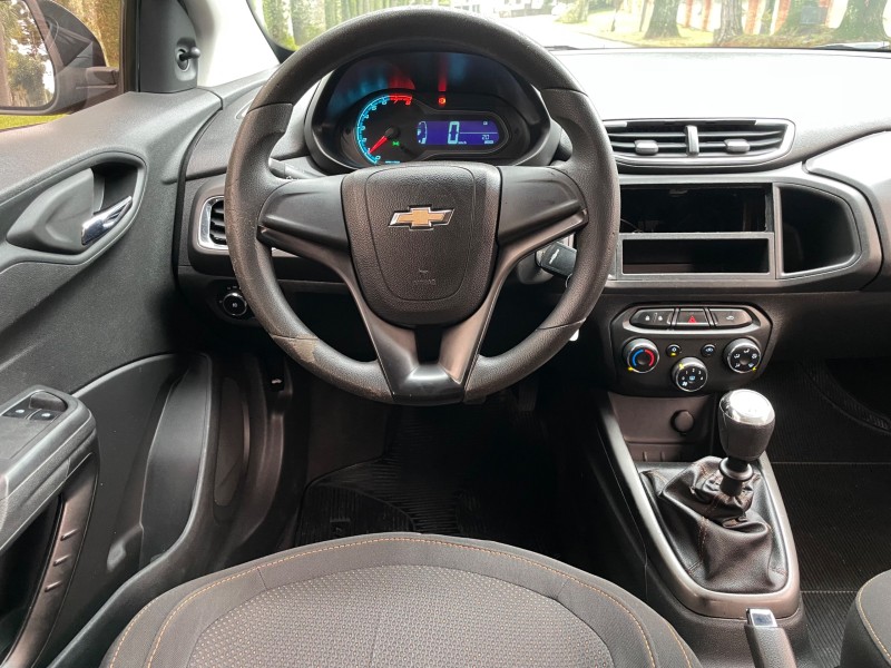 ONIX 1.4 MPFI LT 8V FLEX 4P MANUAL - 2014 - CAXIAS DO SUL