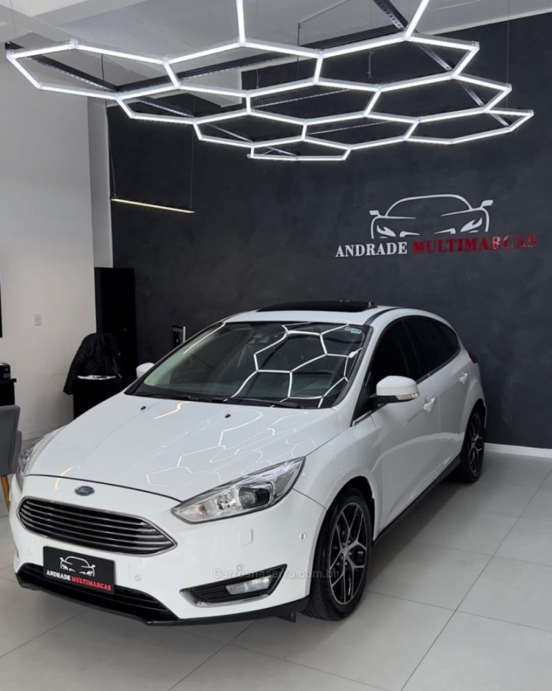 FOCUS 2.0 TITANIUM PLUS 16V FLEX 4P AUTOMÁTICO - 2016 - CAXIAS DO SUL