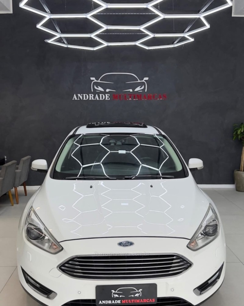 FOCUS 2.0 TITANIUM PLUS 16V FLEX 4P AUTOMÁTICO - 2016 - CAXIAS DO SUL