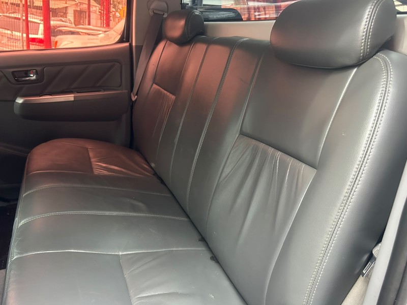 HILUX 3.0 SRV 4X4 CD 16V TURBO INTERCOOLER DIESEL 4P AUTOMÁTICO - 2011 - TRêS COROAS