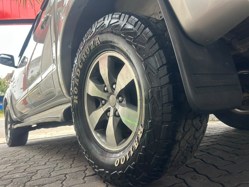 HILUX 3.0 SRV 4X4 CD 16V TURBO INTERCOOLER DIESEL 4P AUTOMÁTICO - 2011 - TRêS COROAS