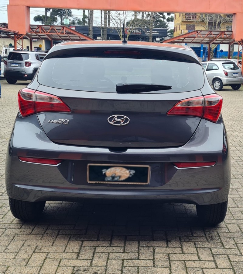 HB20 1.0 COMFORT 12V FLEX 4P MANUAL - 2017 - CANELA