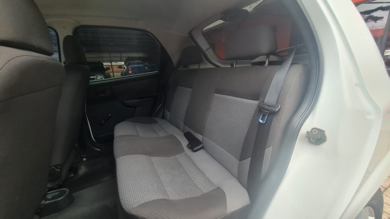 CELTA 1.0 MPFI LT 8V FLEX 4P MANUAL - 2012 - CANELA
