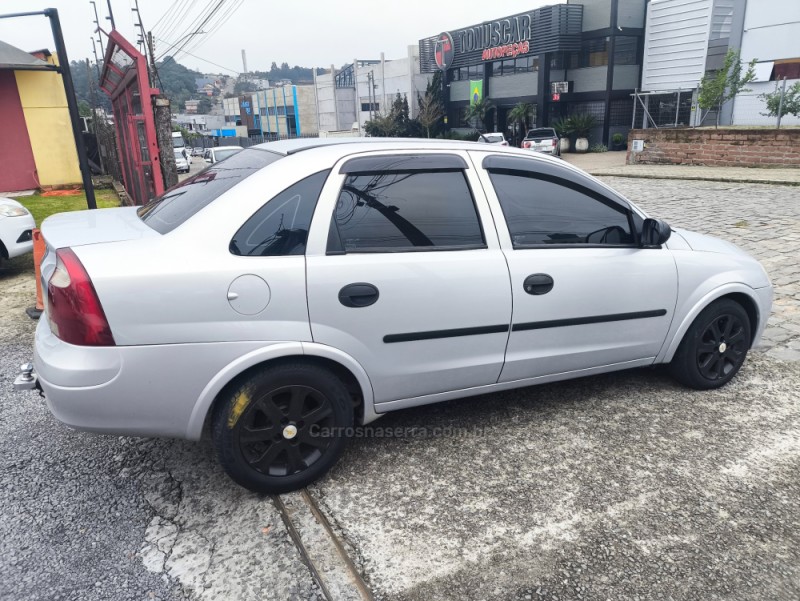 CORSA 1.0 MPFI WIND SEDAN 8V GASOLINA 4P MANUAL - 2005 - FARROUPILHA