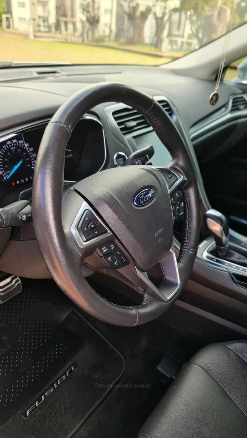 FUSION 2.0 TITANIUM GTDI ECOBOOST AWD AUTOMÁTICO - 2014 - LAGOA VERMELHA