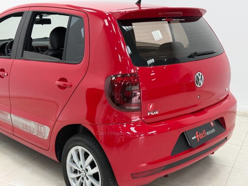 FOX 1.6 MI ROCK IN RIO 8V FLEX 4P MANUAL - 2014 - SANTA CRUZ DO SUL