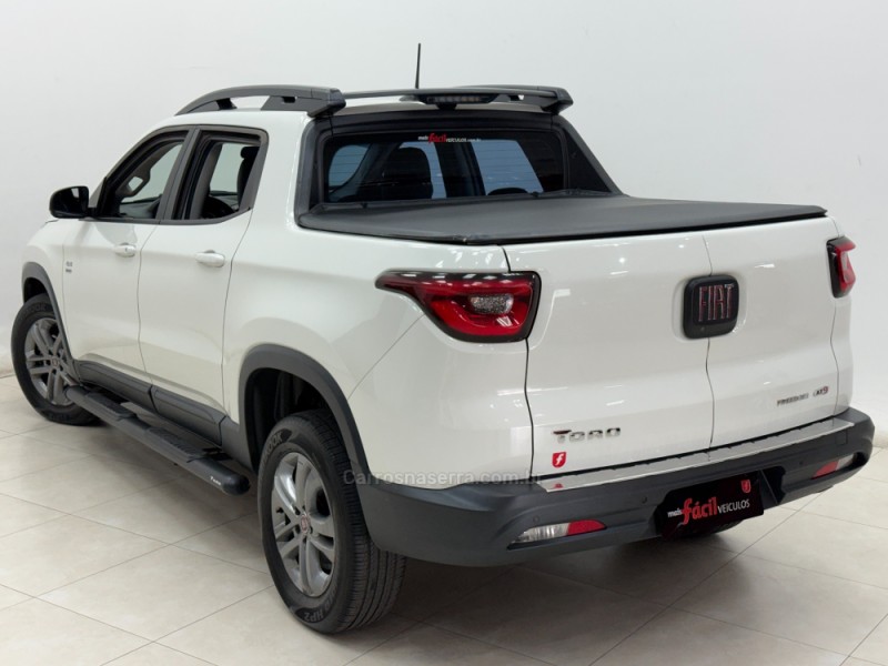 TORO 2.0 16V TURBO DIESEL FREEDOM 4WD AT9 AUTOMÁTICO - 2021 - SANTA CRUZ DO SUL