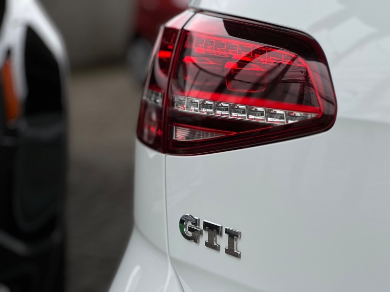 GOLF 2.0 TSI GTI 16V TURBO GASOLINA 4P AUTOMÁTICO - 2015 - BENTO GONçALVES