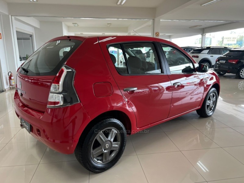 SANDERO 1.0 EXPRESSION 16V FLEX 4P MANUAL - 2014 - TAQUARA