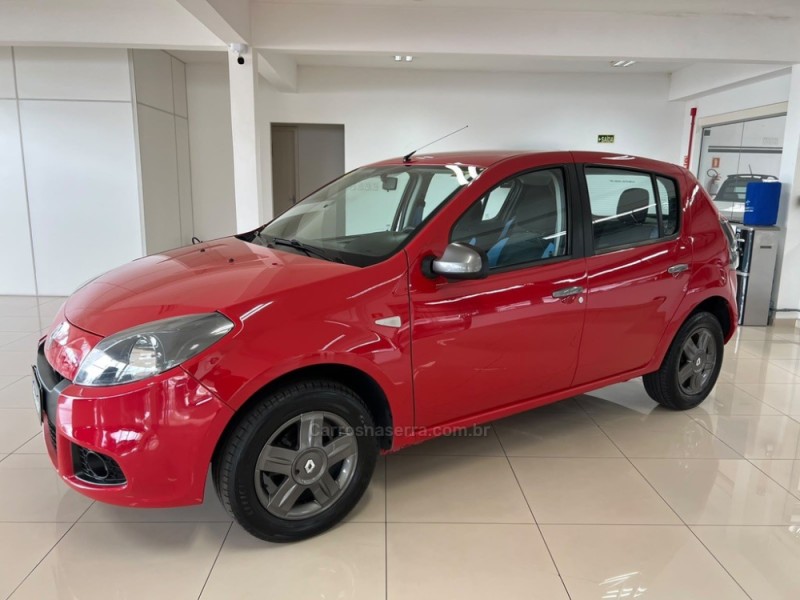 SANDERO 1.0 EXPRESSION 16V FLEX 4P MANUAL - 2014 - TAQUARA