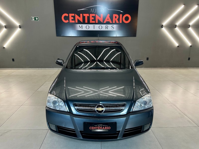 ASTRA 2.0 MPFI ADVANTAGE 8V FLEX 4P MANUAL - 2009 - SAPIRANGA