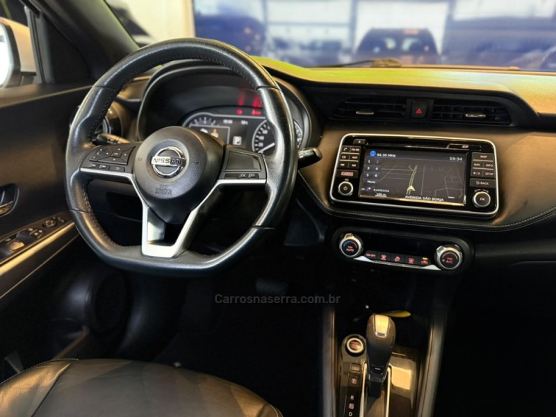 KICKS 1.6 16V FLEX SL 4P XTRONIC - 2017 - SãO LEOPOLDO