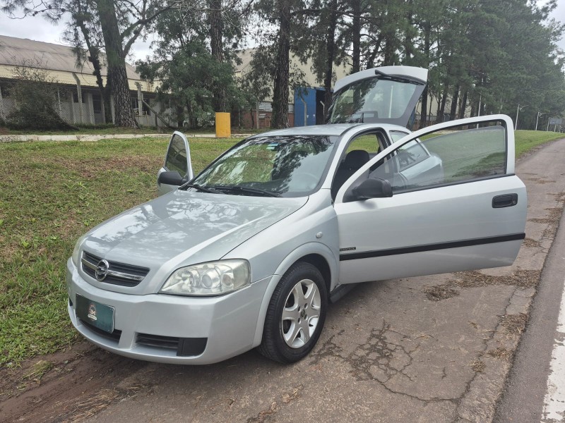 ASTRA 2.0 MPFI ADVANTAGE 8V FLEX 2P MANUAL - 2005 - VENâNCIO AIRES