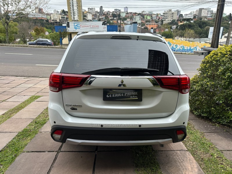 OUTLANDER 2.0 16V GASOLINA 4P AUTOMÁTICO - 2016 - CAXIAS DO SUL