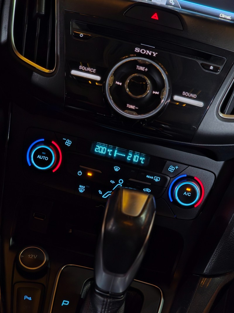 FOCUS 2.0 TITANIUM PLUS 16V FLEX 4P AUTOMÁTICO - 2016 - CAXIAS DO SUL