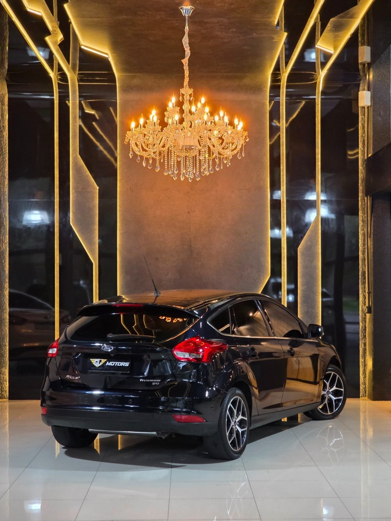 FOCUS 2.0 TITANIUM PLUS 16V FLEX 4P AUTOMÁTICO - 2016 - CAXIAS DO SUL