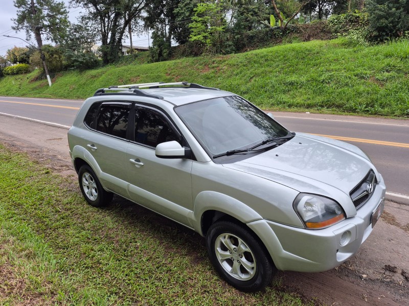 TUCSON 2.0 MPFI GLS 16V 143CV 2WD GASOLINA 4P AUTOMÁTICO - 2013 - VENâNCIO AIRES