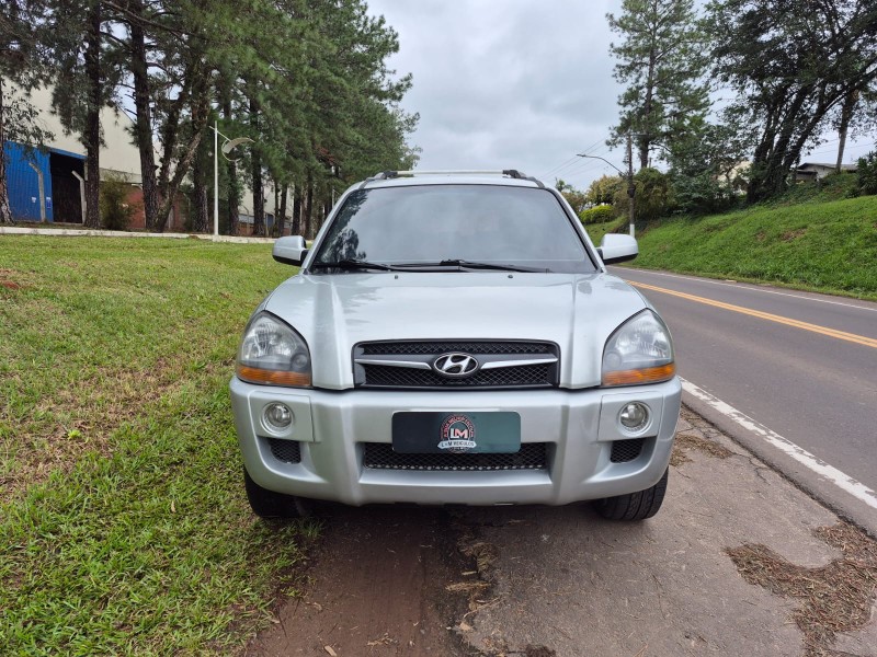 TUCSON 2.0 MPFI GLS 16V 143CV 2WD GASOLINA 4P AUTOMÁTICO - 2013 - VENâNCIO AIRES