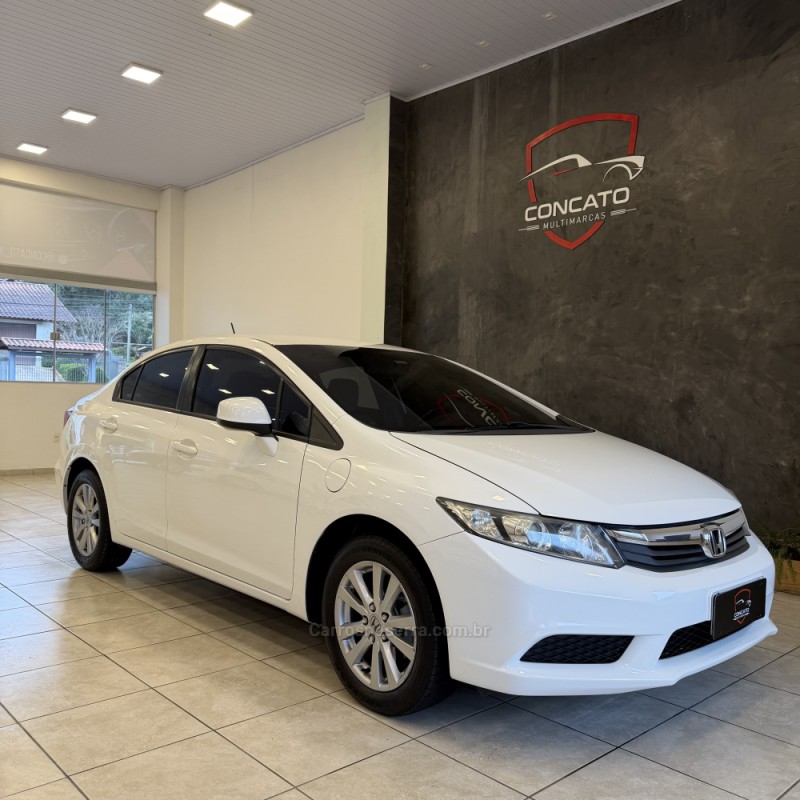 CIVIC 1.8 LXL 16V FLEX 4P MANUAL - 2014 - FARROUPILHA