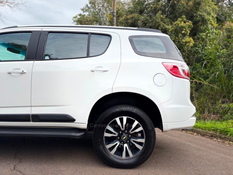 TRAILBLAZER 2.8 LTZ 4X4 16V TURBO DIESEL 4P AUTOMÁTICO - 2019 - FELIZ