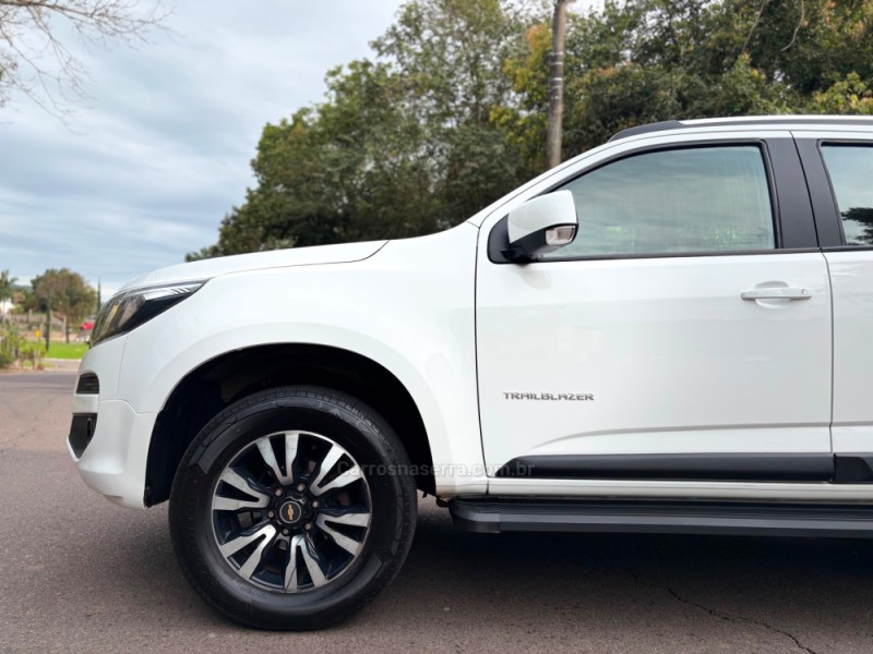 TRAILBLAZER 2.8 LTZ 4X4 16V TURBO DIESEL 4P AUTOMÁTICO - 2019 - FELIZ