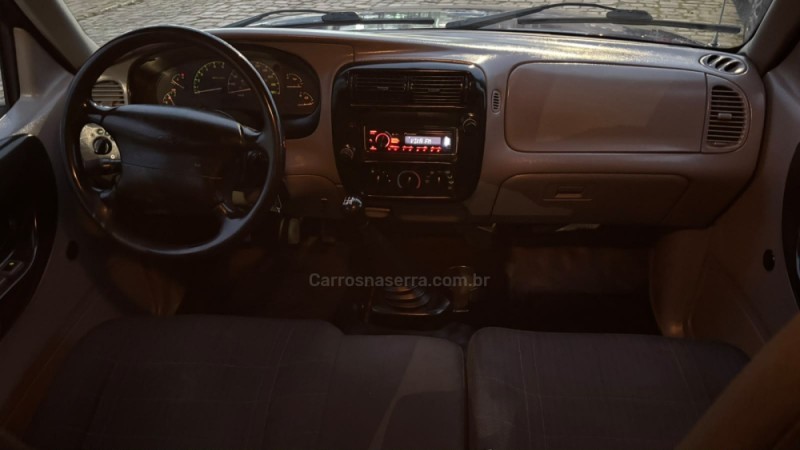 RANGER 2.5 XL 4X2 CD 8V TURBO INTERCOOLER DIESEL 4P MANUAL - 1998 - CAXIAS DO SUL