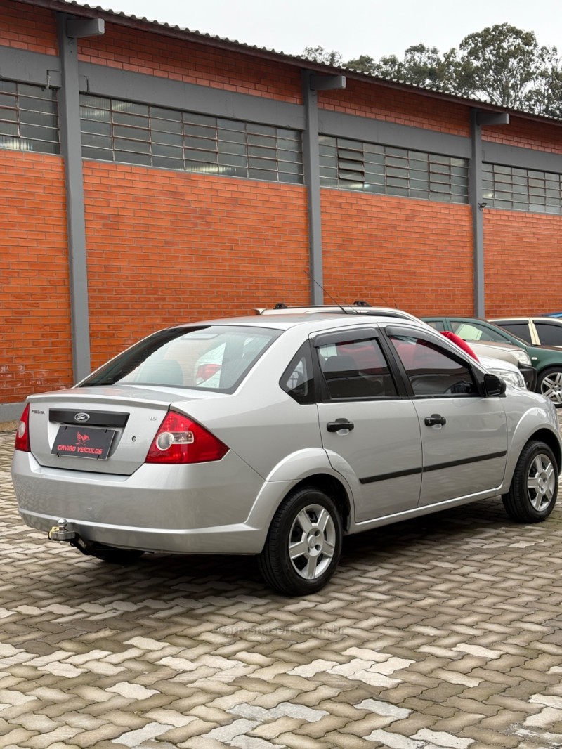FIESTA 1.6 MPI SEDAN 8V FLEX 4P MANUAL - 2009 - CAXIAS DO SUL