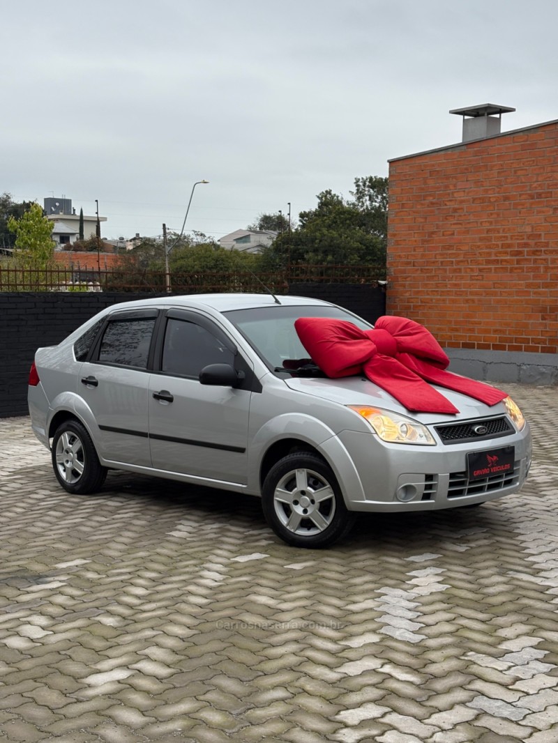 FIESTA 1.6 MPI SEDAN 8V FLEX 4P MANUAL - 2009 - CAXIAS DO SUL
