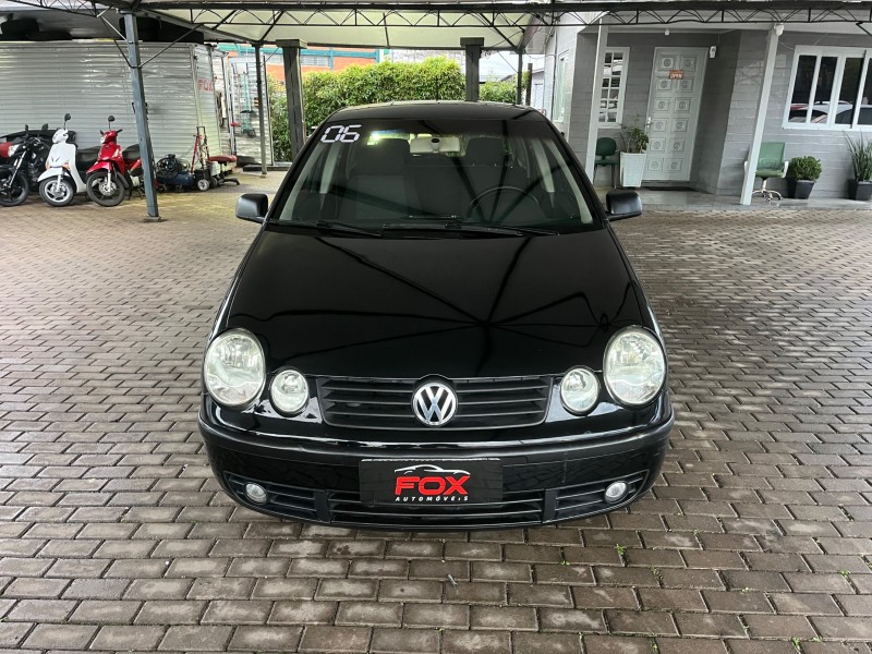 POLO 1.6 MI 8V FLEX 4P MANUAL - 2006 - CAXIAS DO SUL