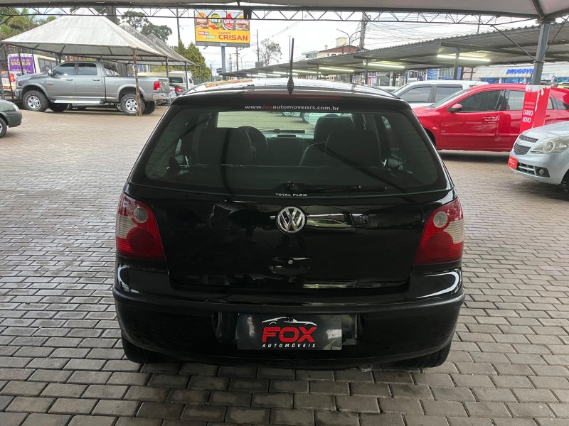 POLO 1.6 MI 8V FLEX 4P MANUAL - 2006 - CAXIAS DO SUL