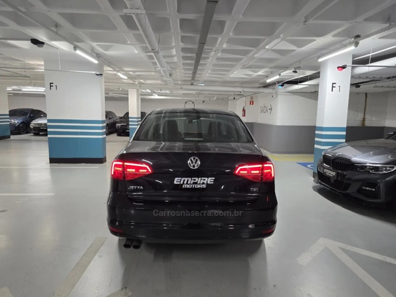 JETTA 2.0 TSI HIGHLINE 211CV GASOLINA 4P DSG - 2016 - PORTO ALEGRE
