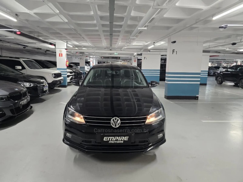 JETTA 2.0 TSI HIGHLINE 211CV GASOLINA 4P DSG - 2016 - PORTO ALEGRE