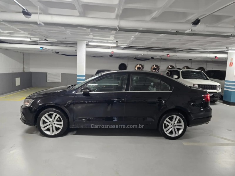 JETTA 2.0 TSI HIGHLINE 211CV GASOLINA 4P DSG - 2016 - PORTO ALEGRE